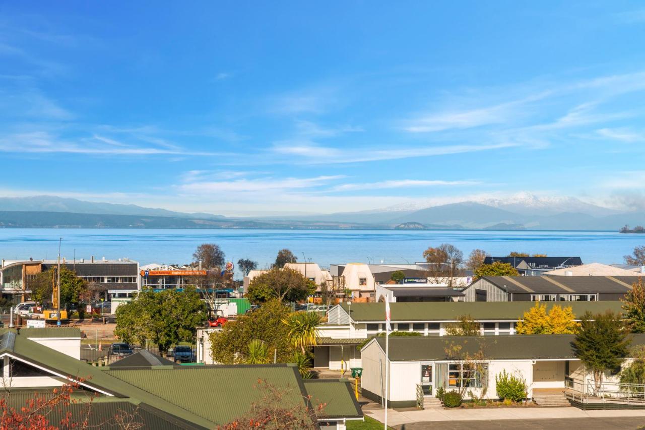 Lakeview Luxury - Taupo Holiday Apartment Eksteriør billede